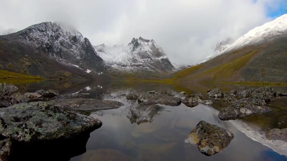 Grizzly Lake in Tombstone Territorial Park Yukon Canada alt