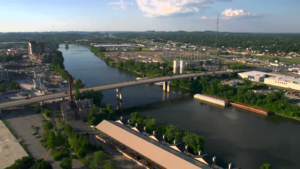 Aerial view towards the Jefferson street bridge on the Cumberland river, in sunny Nashville, USA alt