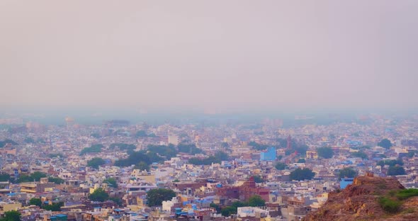 View of Jodhpur the Blue City, Mehrangarh Fort and Jaswant Thada. Jodhpur, Rajasthan, India alt