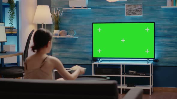 Green Screen on Modern Television Display at Home alt