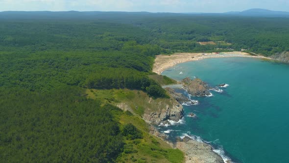 Bay with Green Nature in Black Sea alt