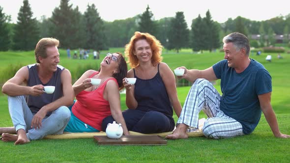 Laughing Mature People Outdoors alt