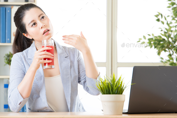 hot weather in office, you must try watermelon juice reduce body