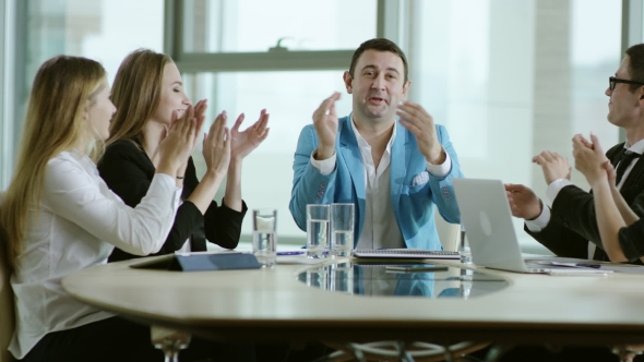 Business Team Rejoice Success And Applaud alt