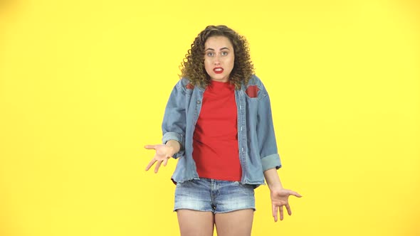 Indignant Girl Screaming, Shows a Hand Sign at the Head About Abnormality, Twists His Finger at His alt