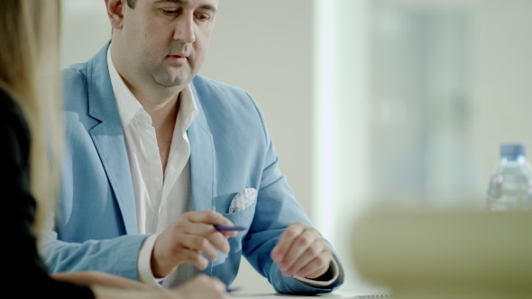 Analyzing Documents alt