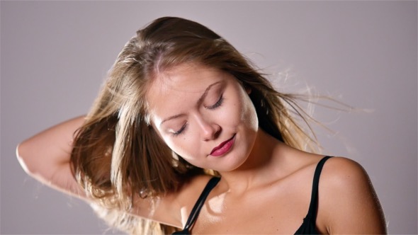 Woman with Wind in Her Hair alt