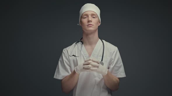 Young Doctor In White Hat alt