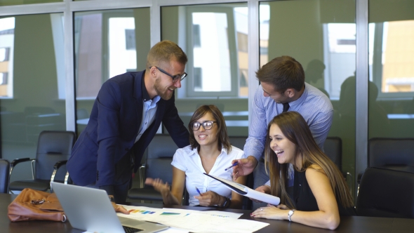 Colleagues Are Actively Discussing The Business Plan alt