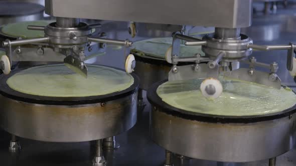 Automated Pancake Making Process at a Ready-Made Food Factory alt