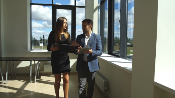 Businessman Businesswoman Colleagues Office Concept alt