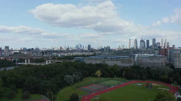 Landing Footage in Battersea Park alt