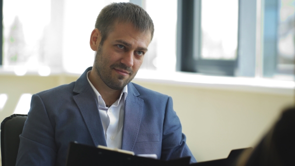 The Employer Asks Questions To The Woman In The Interview alt