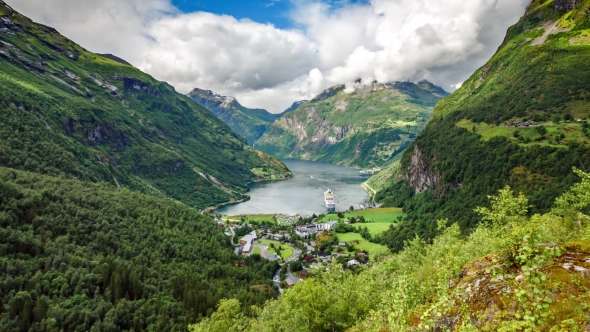 Geiranger Fjord, Norway alt