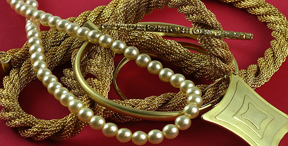Gold and Pearl Jewellery