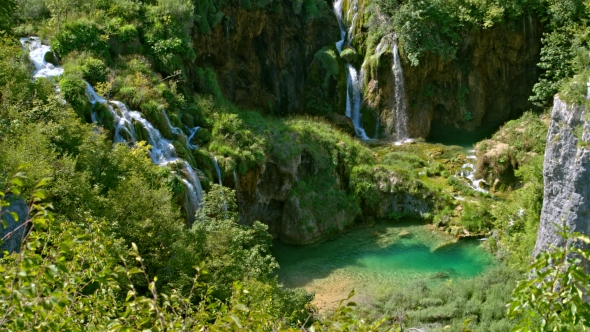 Picturesque Waterfalls Scenery In Plitvice Lakes National Park