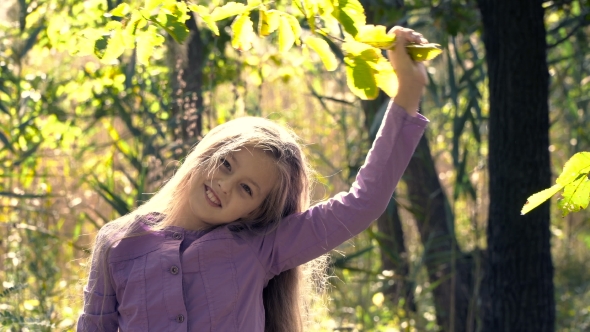 Beautiful Girl In The Forest alt