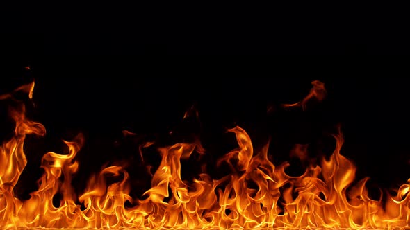 Fire Line in Super Slow Motion Isoélated on Black Shooting with High Speed Cinema Camera in alt