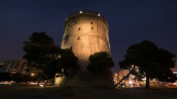 Time Changing And White Tower Illumination, Thessaloniki alt