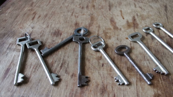 Many Vintage Keys From The Door alt