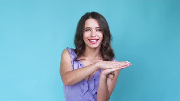 Invisible Surprise Happy Woman Meme Expression alt