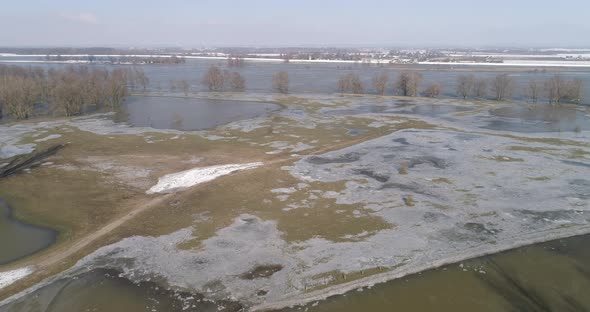 Aerial view of ice and snow on flood plains, river Waal, Gelderland, Netherlands. alt