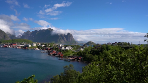 Lofoten Archipelago Islands alt
