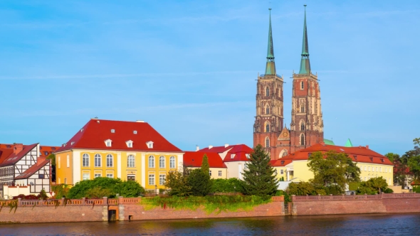 Hyperlapse John The Baptist Cathedral alt