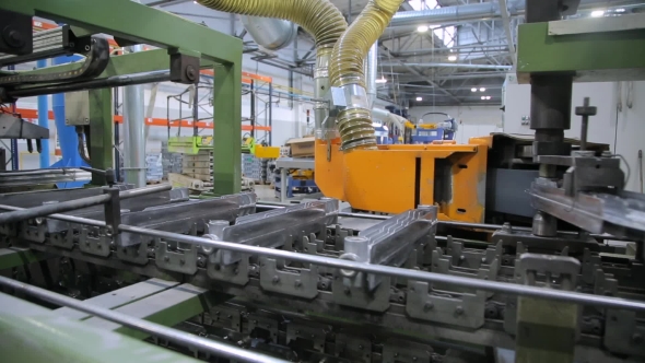 Automated Production Of Aluminum Radiators alt