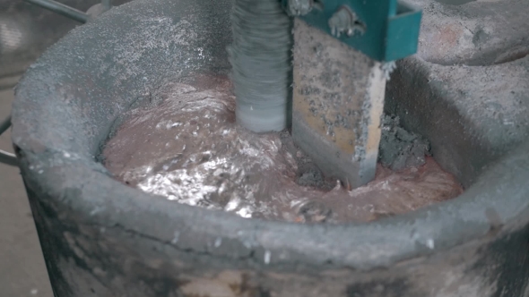 Molten Metal Poured In Sand Molding And Aluminum Alloy Casting, Red Hot Metal