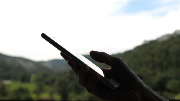 Using Smartphone alt