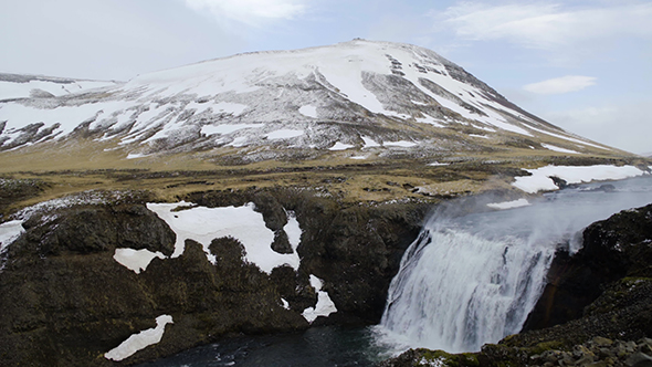 Powerful Waterfall in Iceland alt