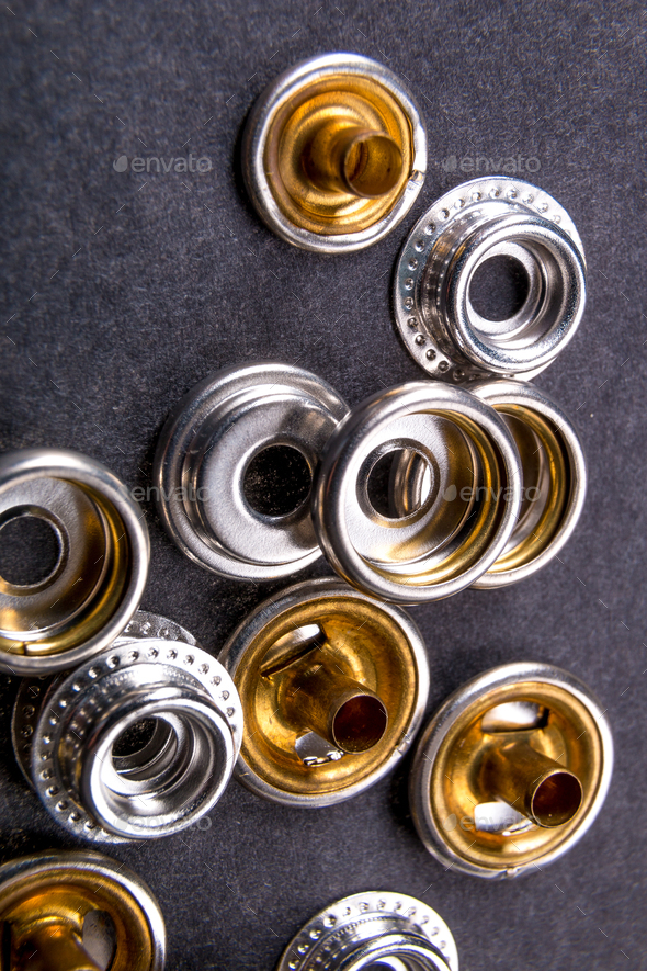 metal buttons for clothing