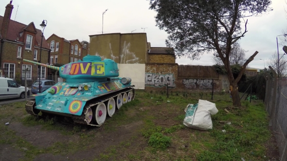 Russian T-34 Tank On The Streets Of London alt