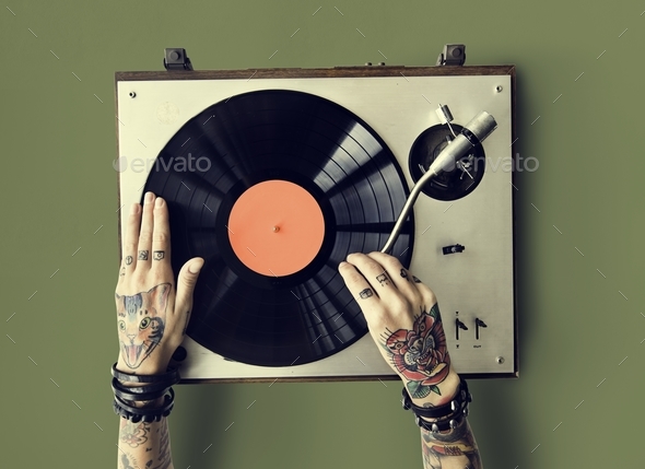 Tattoo uploaded by Marloes Lupker • Casette Tape #casettetape #oldskool  #blackandgrey #realism #realistictattoos #tape #details #equipment #90s # music #musicsleeve #sleeve #bassclef #visualizer • Tattoodo