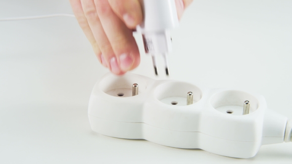 Re-plugging a Device To a Power Board alt