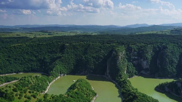 Meanders at Rocky River Uvac in Serbia alt