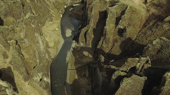 Deep Canyon Fjadrargljufur, Iceland alt
