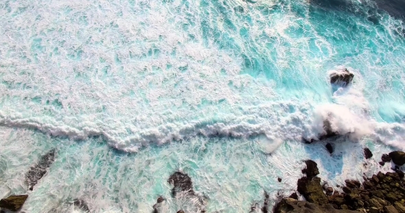 Aerial Footage of Incredible Ocean Waves