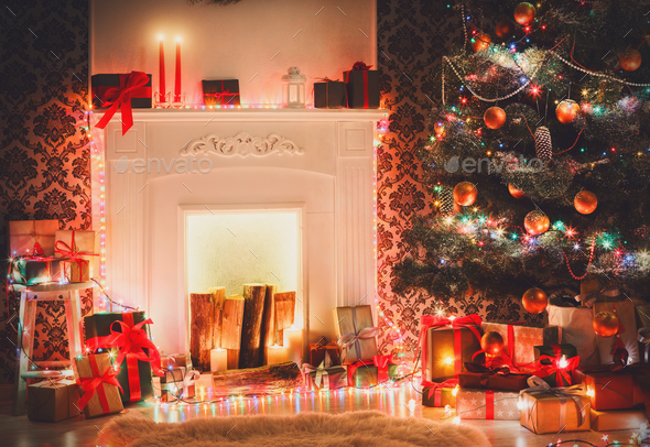 Christmas Room Interior Design Decorated Tree In Garland Lights