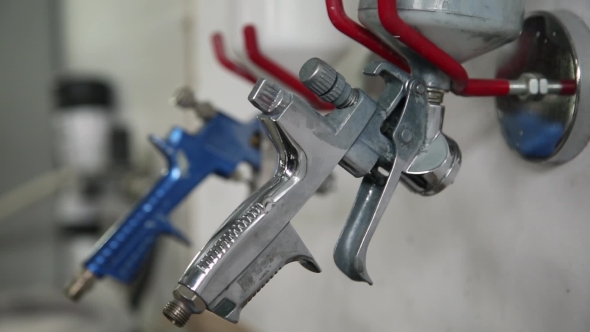 Spray Gun for Automotive Paint alt