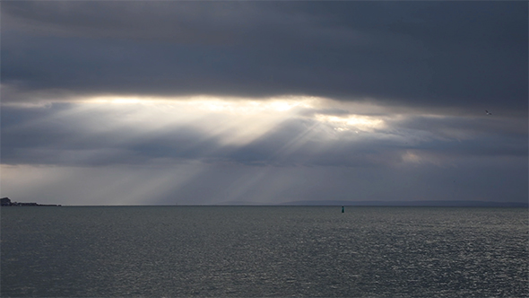 The Ssun's Rays Over The Sea