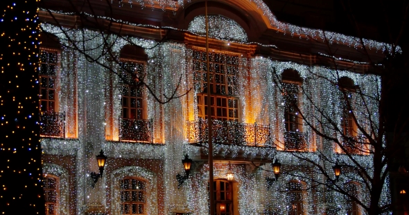 Building with Many Christmas Lights Decoration