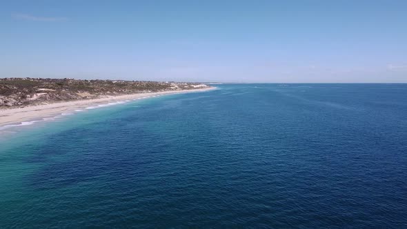 Aerial Flyover Mindarie Beach, Perth - Beautiful Calm Indian Ocean alt