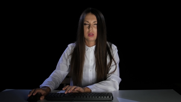 Girl Was Frightened By Watching Online Movie in Internet alt