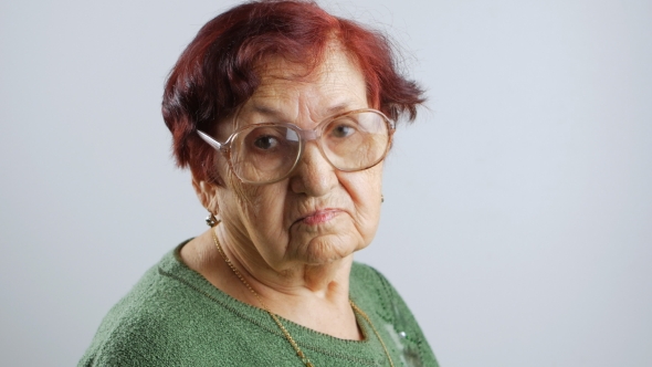 Old woman wearing glasses