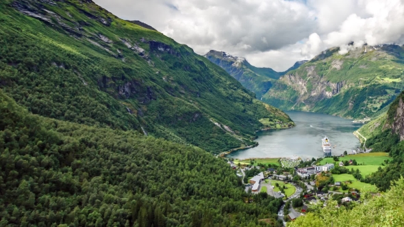 , Geiranger Fjord, Norway -  ULTRA , 4096X2304. alt