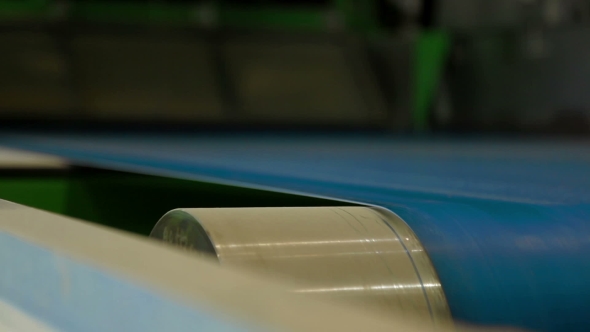 Automatic Machine Production of Chipboard alt