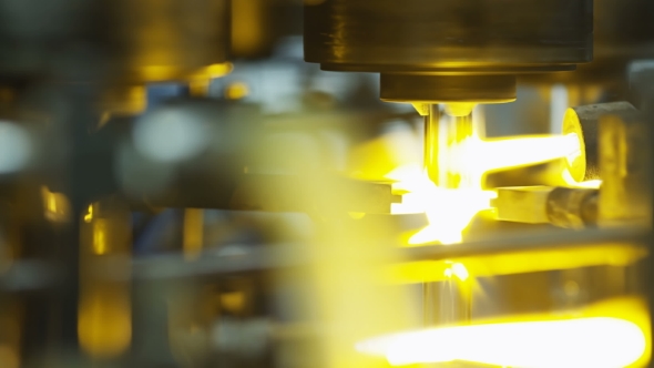 Firing Glass with the Flamethrowers at the Glass-blowing Plant alt