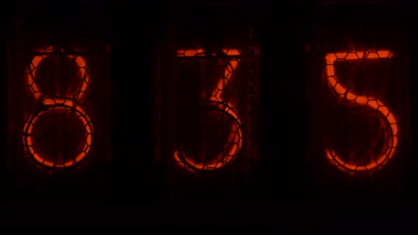 Retro vacuum tube display on the device counts second on lamp timer alt